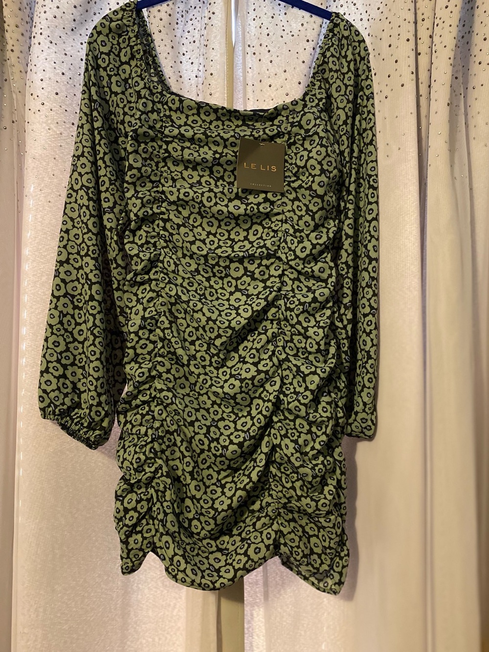 LELIS COLLECTION NWT SIZE MEDIUM LONG SLEEVES RUCHED MINI DRESS
